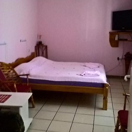 Sobe Rooms Szobak Zimmer Kis Palić Eksteriør billede