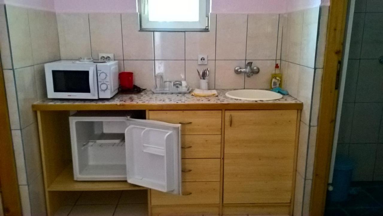 Sobe Rooms Szobak Zimmer Kis Palić Eksteriør billede