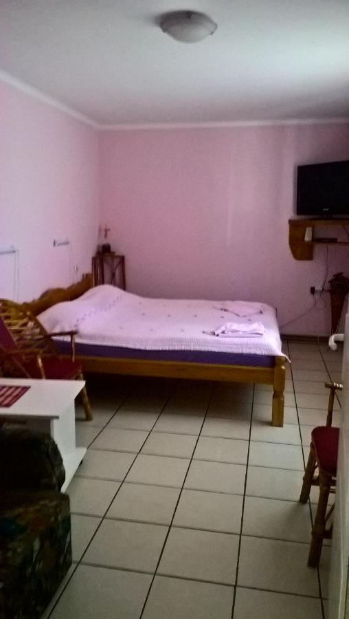 Sobe Rooms Szobak Zimmer Kis Palić Eksteriør billede